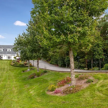 ベッド・アンド・ブレックファスト The Ridgewood ニューブリッジ