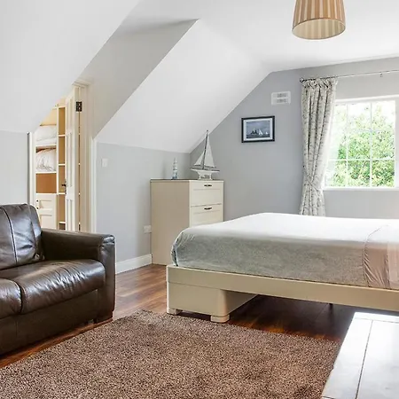 ベッド・アンド・ブレックファスト The Ridgewood 3*